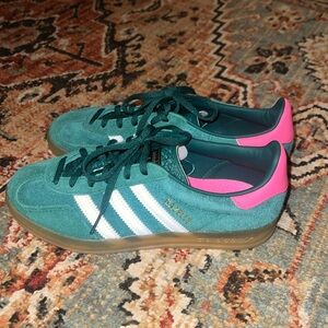 Adidas green gazelle